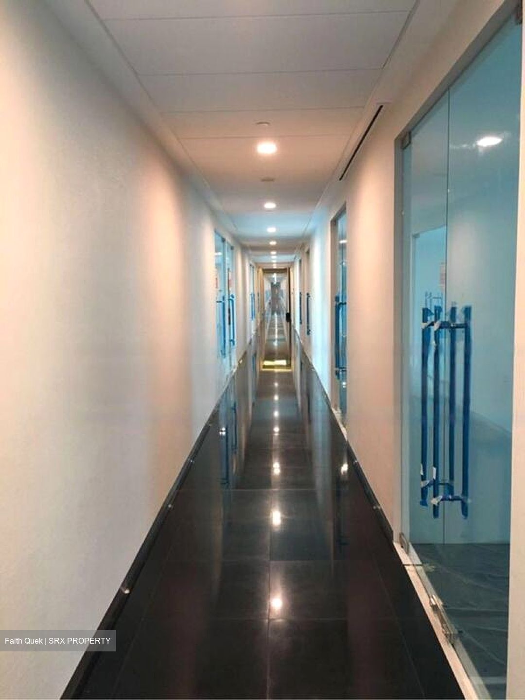 Vision Exchange (D22), Office #521526581